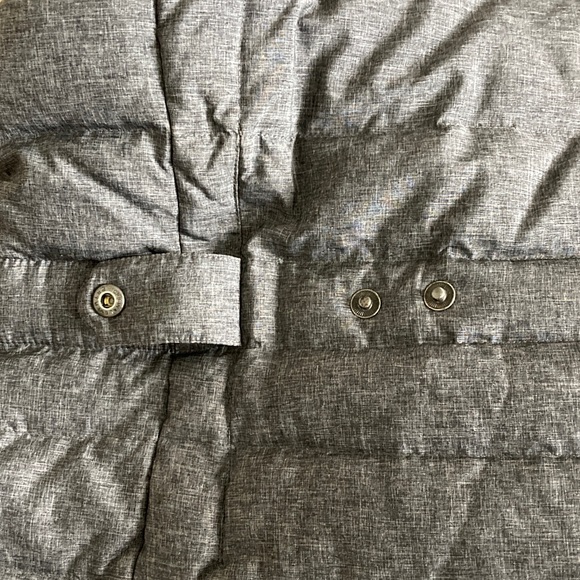 Lands' End Women's Charcoal Puffer Coat - Picture 8 of 10